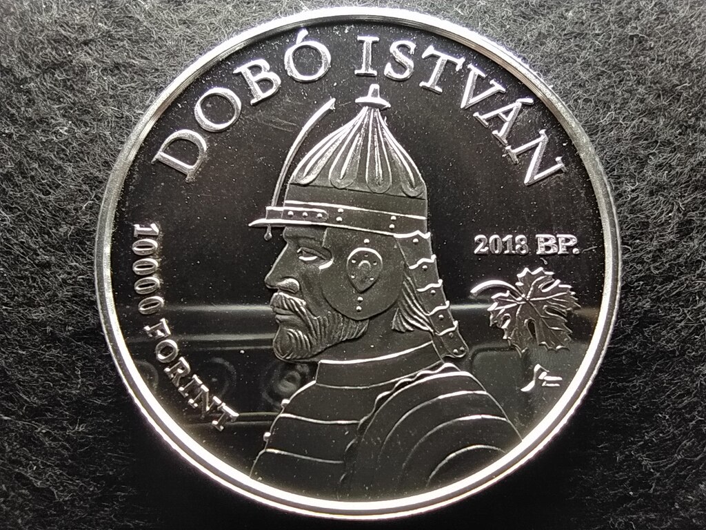 Egri v&aacute;r .925 ez&uuml;st 10000 Forint