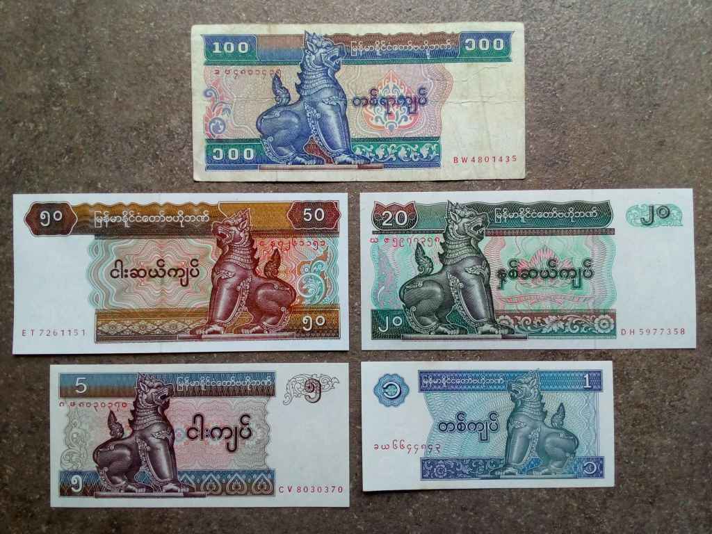 Myanmar t&ouml;bb darabos pap&iacute;rp&eacute;nz t&eacute;telek, lotok