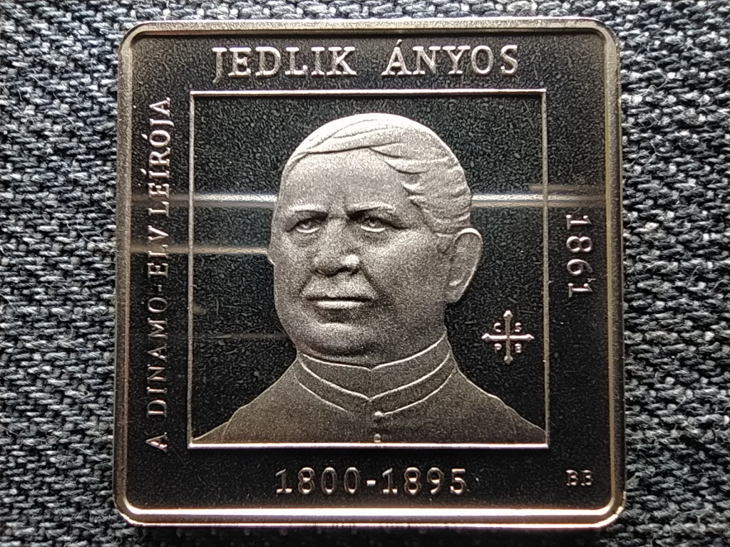Jedlik &Aacute;nyos 1861-ben le&iacute;rja a dinam&oacute; elv&eacute;t r&eacute;z-nikkel 1000 Forint