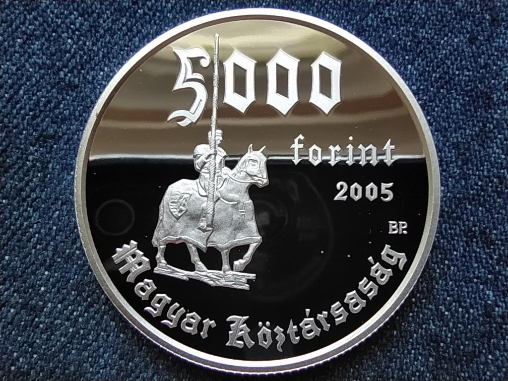 Di&oacute;sgyőri v&aacute;r .925 ez&uuml;st 5000 Forint