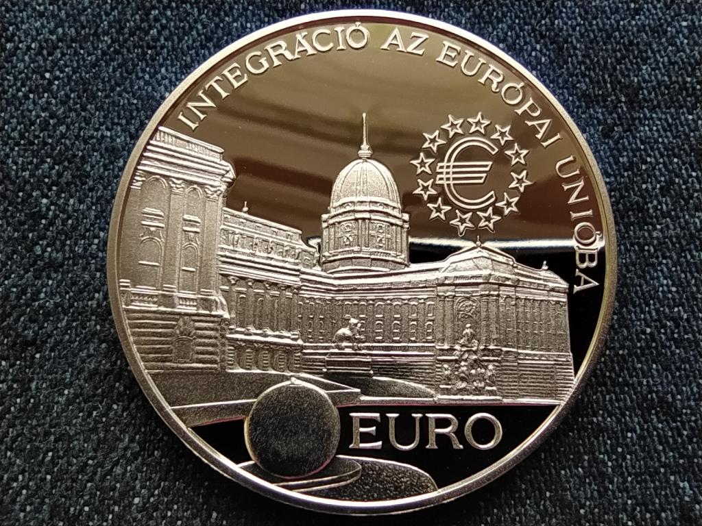 E.C.U. - Integr&aacute;ci&oacute; az Eur&oacute;pai Uni&oacute;ba Budav&aacute;ri Palota ez&uuml;st 2000 Forint