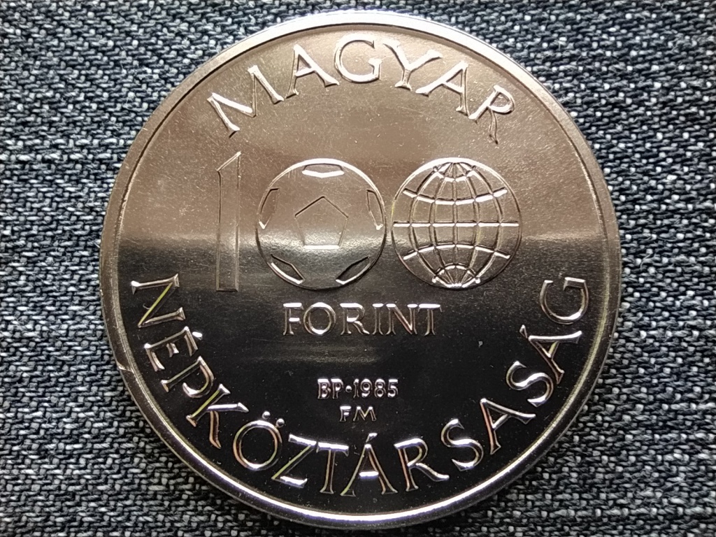 1986-os Labdar&uacute;g&oacute; VB, Mexik&oacute; r&eacute;z-nikkel-cink 100 Forint