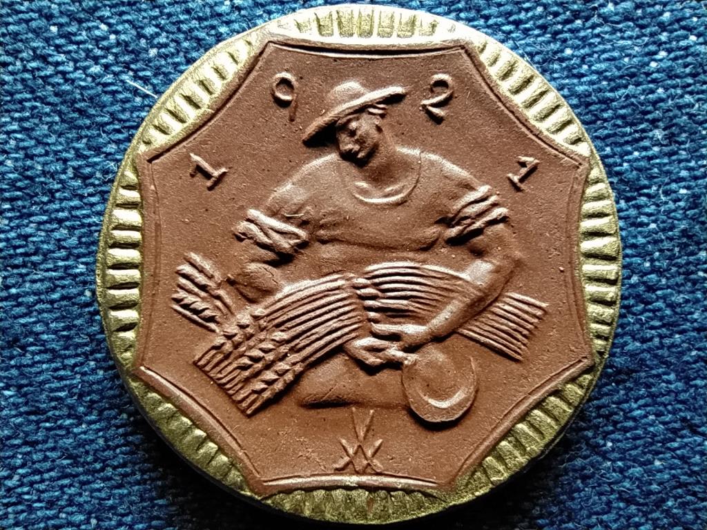 N&eacute;metorsz&aacute;g Sz&aacute;szorsz&aacute;g 10 M&aacute;rka sz&uuml;ks&eacute;gp&eacute;nz