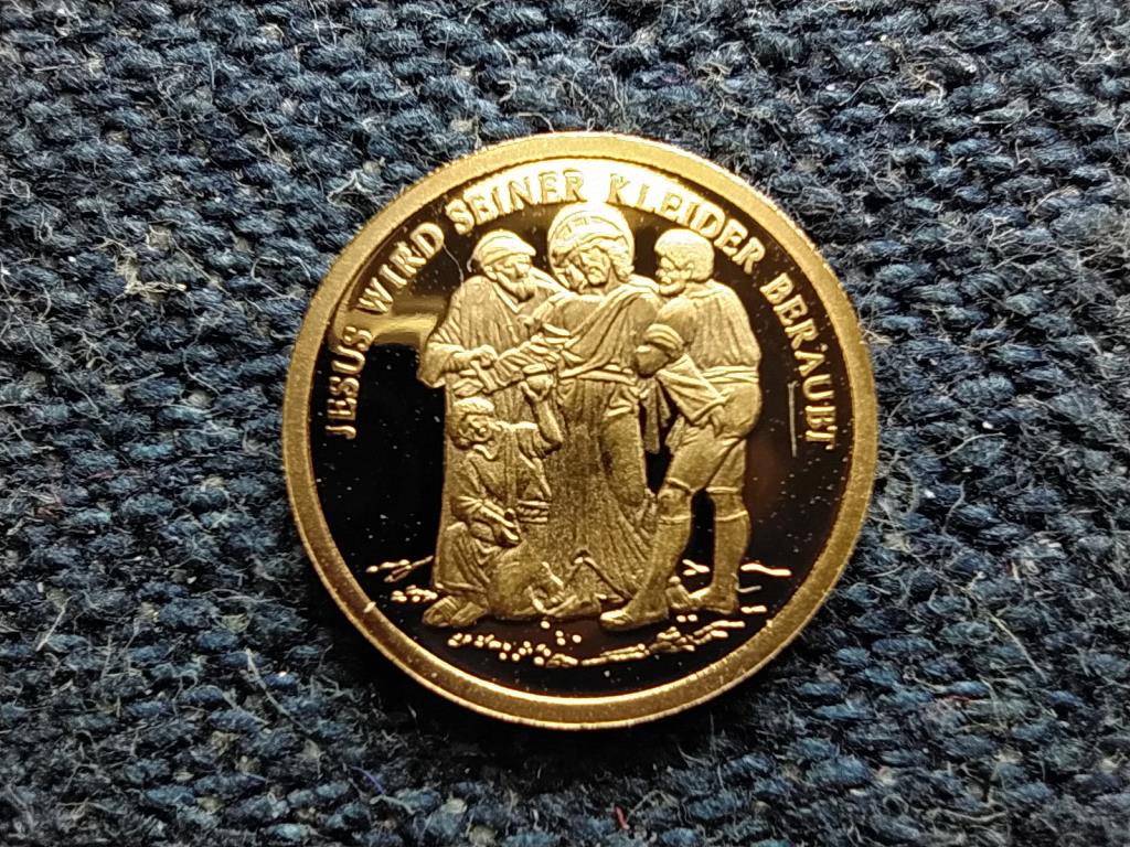 T&ouml;rt&eacute;nelmi Ausztria mini arany J&eacute;zust megfosztj&aacute;k ruh&aacute;j&aacute;t&oacute;l .585 arany 0,5g
