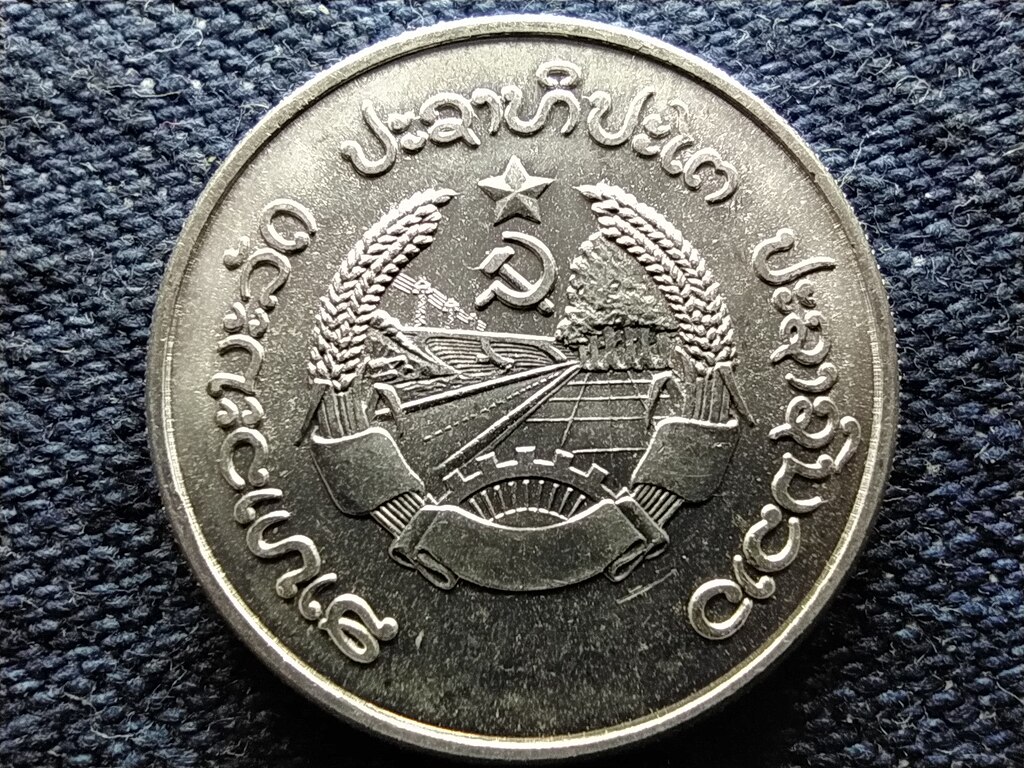 Laosz 20 att