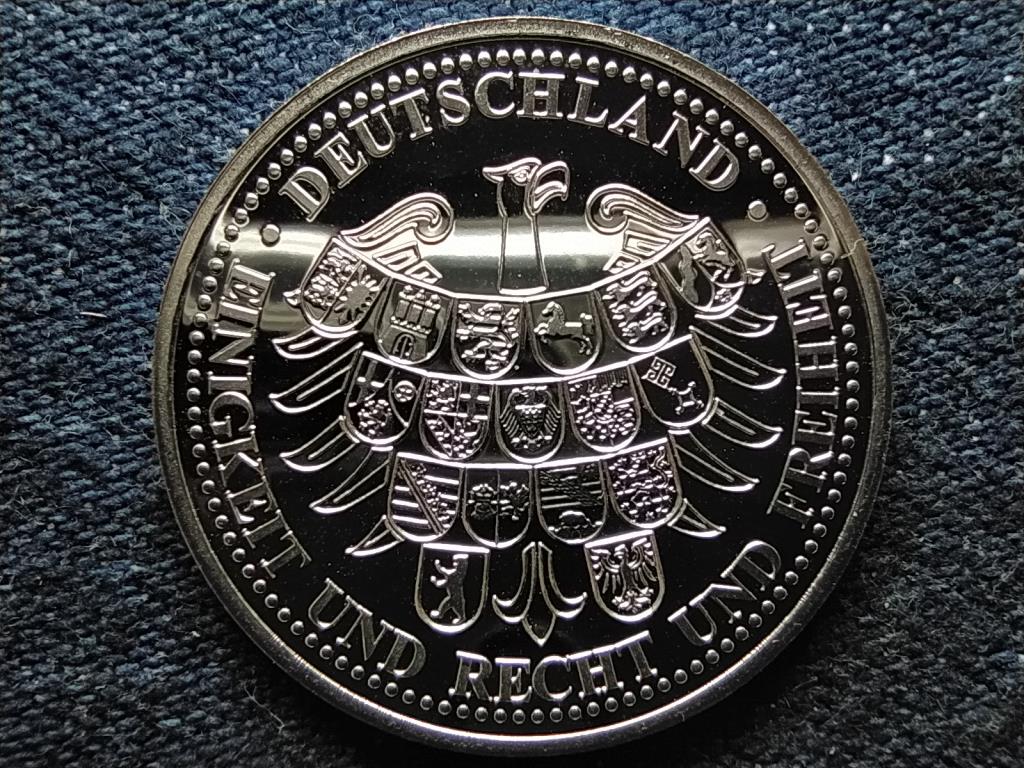 N&eacute;metorsz&aacute;g XVI. Benedek p&aacute;pa 2005-2013