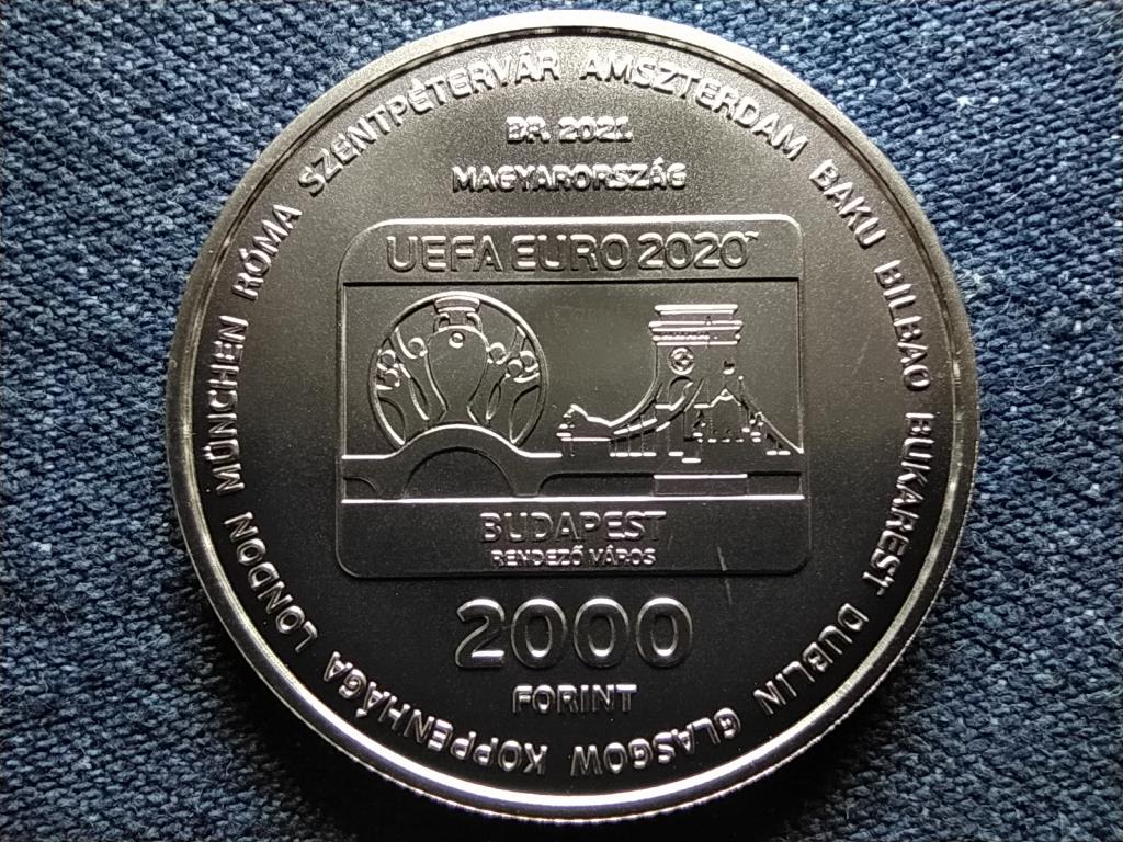XVI. UEFA Labdar&uacute;g&oacute;-Eur&oacute;pa-bajnoks&aacute;g 2000 Forint