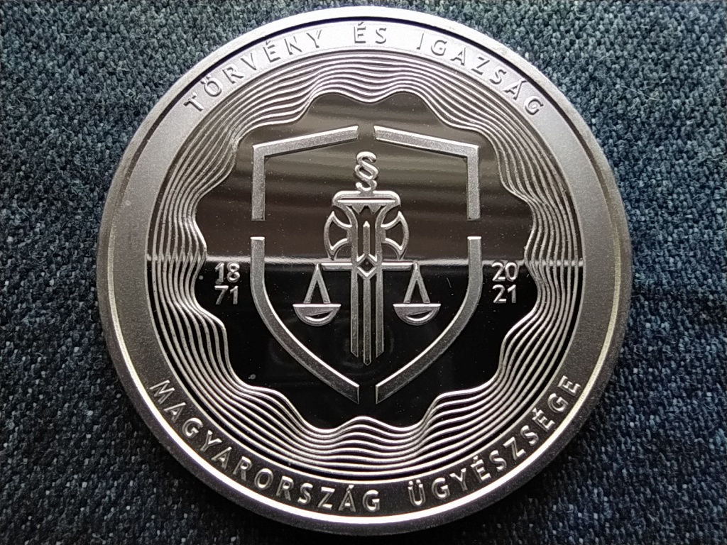 &Ouml;n&aacute;ll&oacute; &uuml;gy&eacute;szi szervezet .925 ez&uuml;st 10000 Forint
