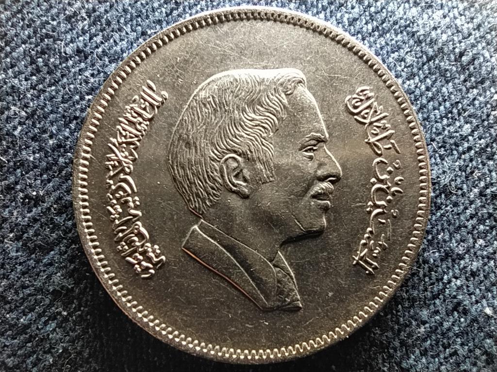 Jord&aacute;nia Husszein 100 fils