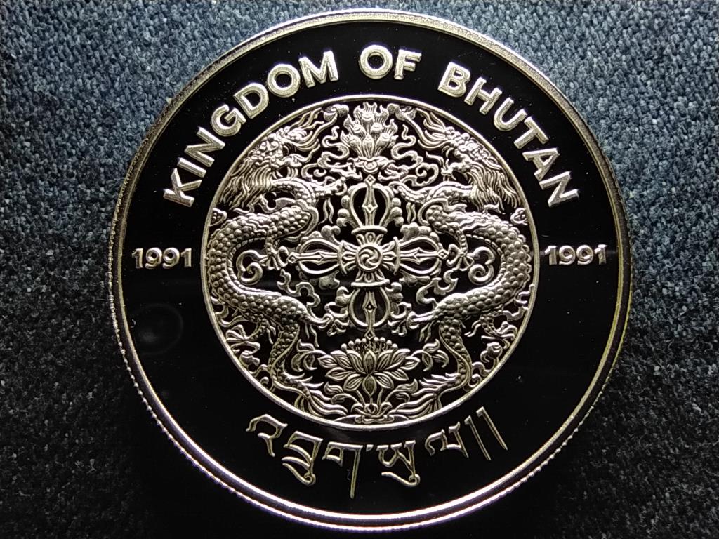 Bhut&aacute;n Vadvil&aacute;g sorozat H&oacute;p&aacute;rduc .925 ez&uuml;st 300 Ngultrum