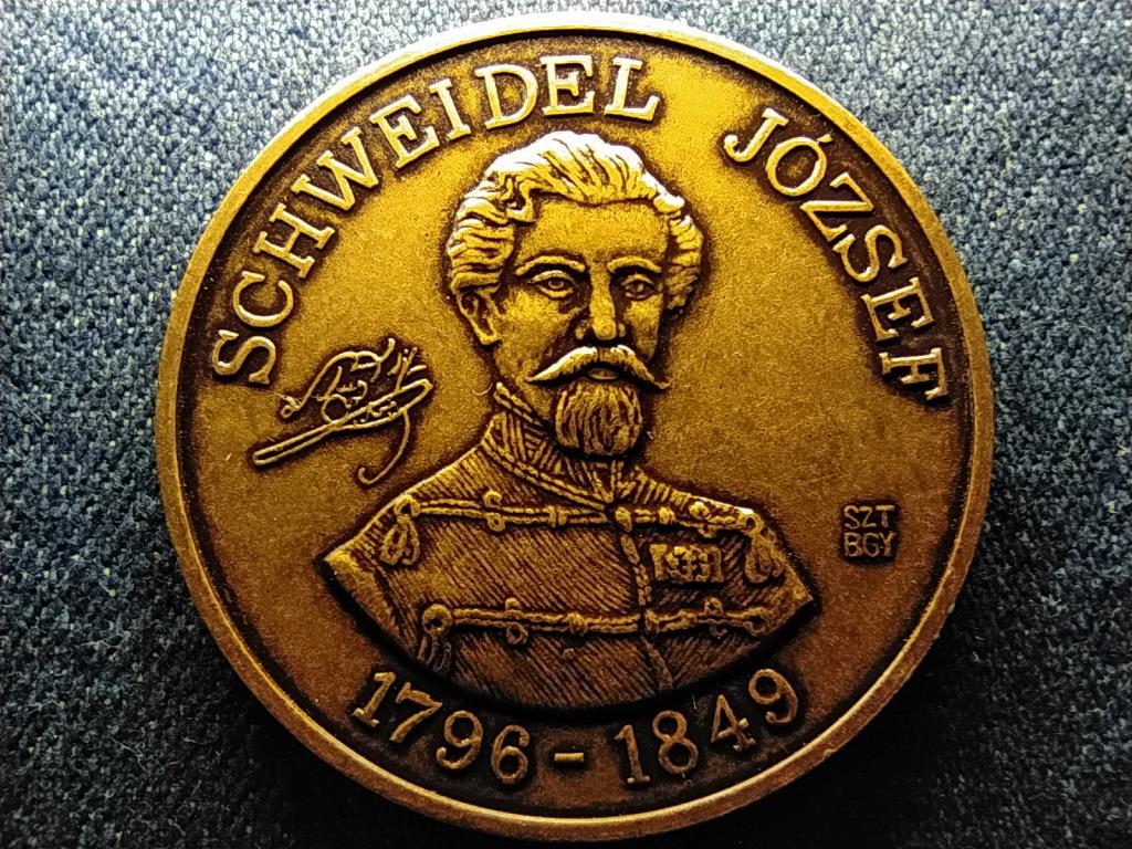 M&Eacute;E Gy&ouml;ngy&ouml;si Csoport Schweidel J&oacute;zsef