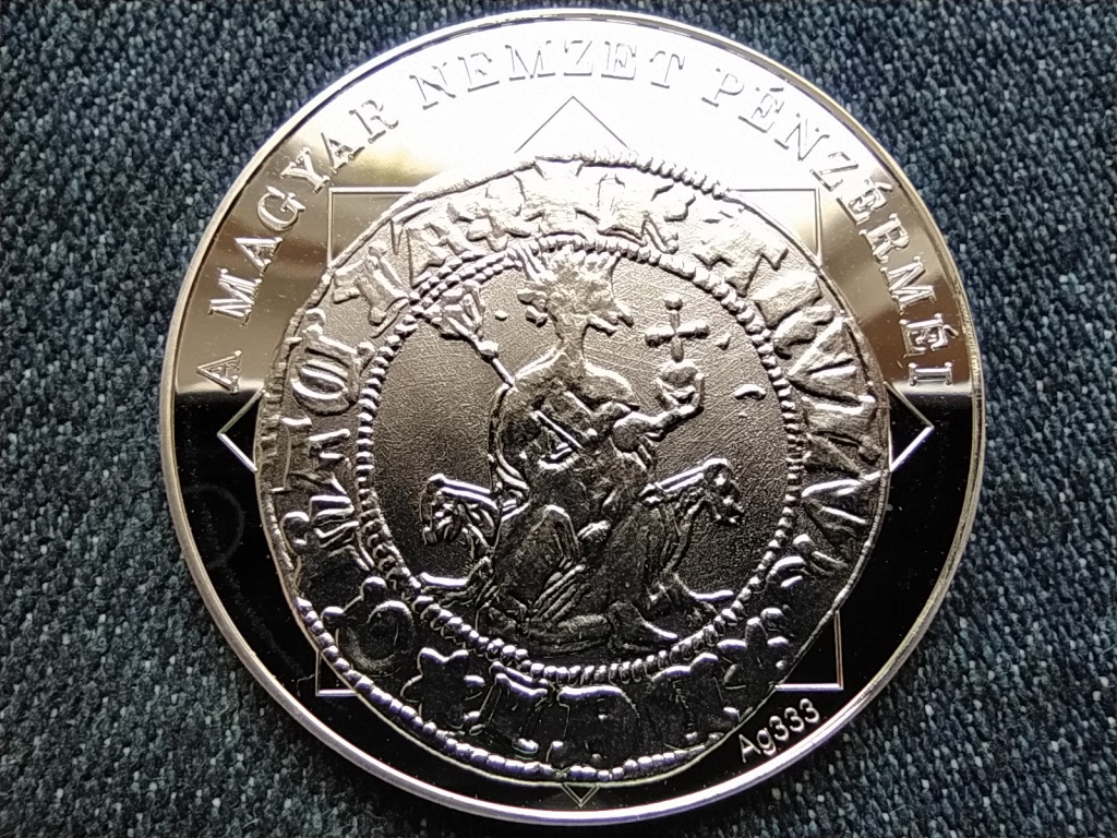 A magyar nemzet p&eacute;nz&eacute;rm&eacute;i K&aacute;roly R&oacute;bert &eacute;s az első garas 1808-1842 .333 ez&uuml;st