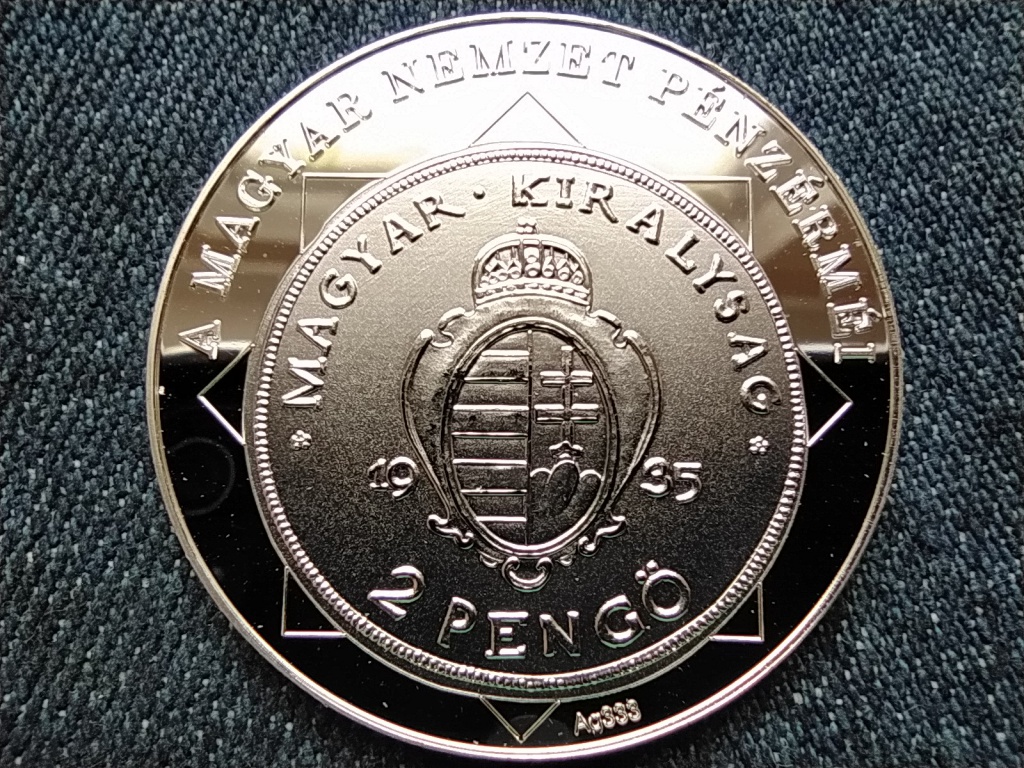 A magyar nemzet p&eacute;nz&eacute;rm&eacute;i A pengő bevezet&eacute;se 1926-1946 .333 ez&uuml;st