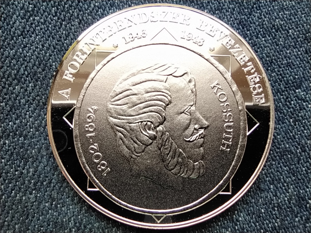A magyar nemzet p&eacute;nz&eacute;rm&eacute;i A forint rendszer bevezet&eacute;se 1946-1948 .333 ez&uuml;st