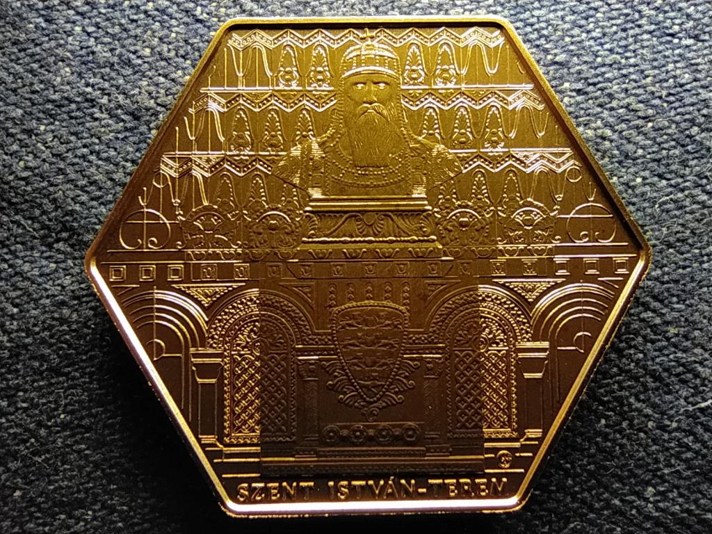Szent Istv&aacute;n-terem 3000 Forint
