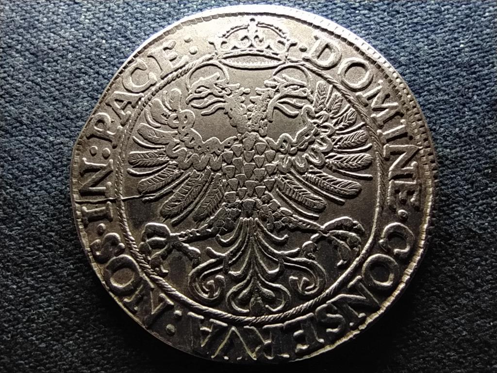 Sv&aacute;jc Z&uuml;rich v&aacute;rosa ez&uuml;st Kelchtaler 1 tall&eacute;r