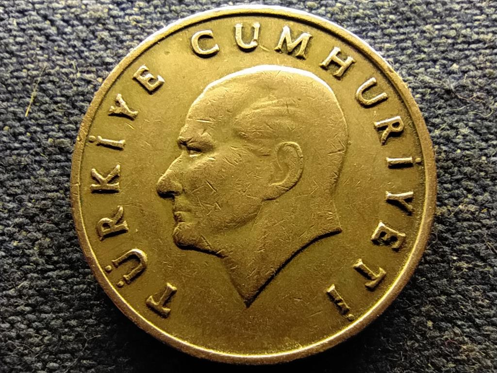T&ouml;r&ouml;korsz&aacute;g K&ouml;zt&aacute;rsas&aacute;g (1923-) 20 L&iacute;ra