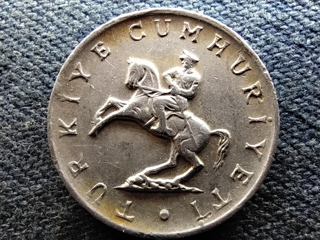 T&ouml;r&ouml;korsz&aacute;g K&ouml;zt&aacute;rsas&aacute;g (1923-) 5 L&iacute;ra