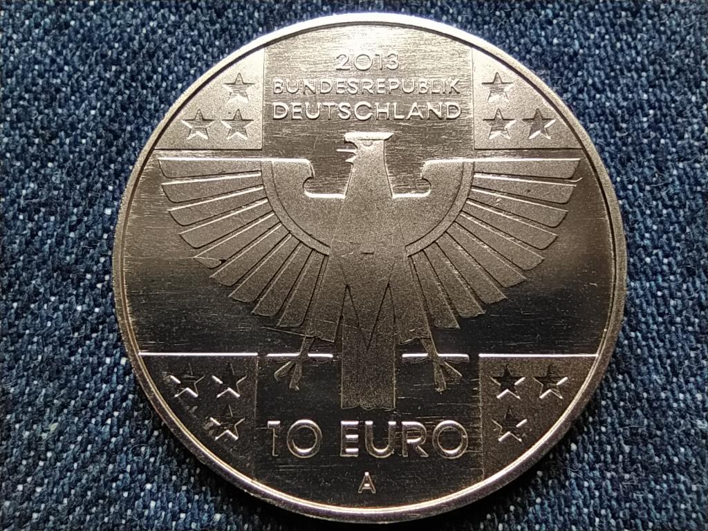 N&eacute;metorsz&aacute;g 150 &eacute;ves a V&ouml;r&ouml;skereszt 10 Euro