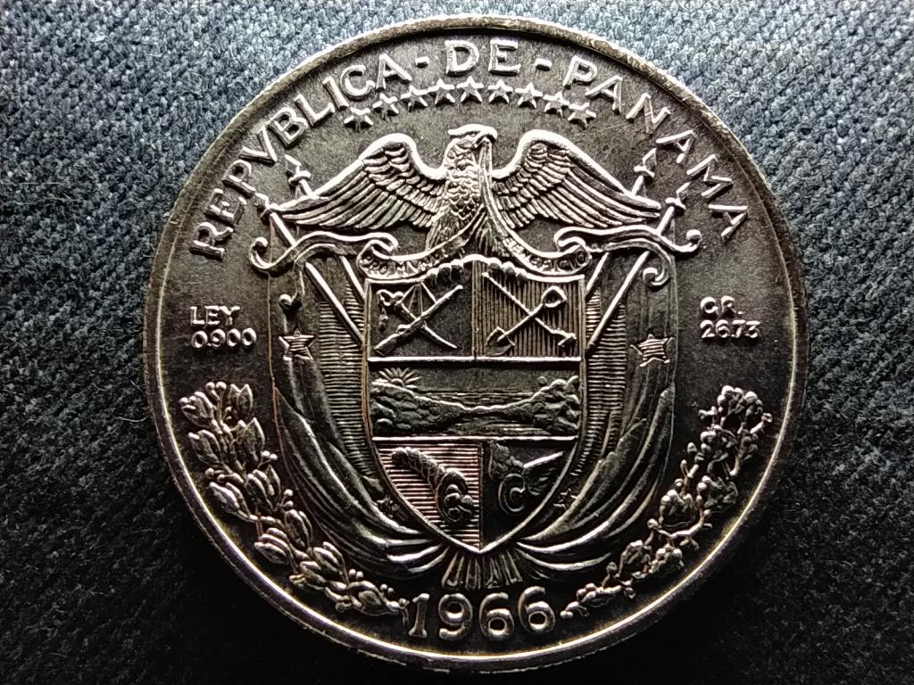 Panama K&ouml;zt&aacute;rsas&aacute;g (1903-) ez&uuml;st 1 Balboa