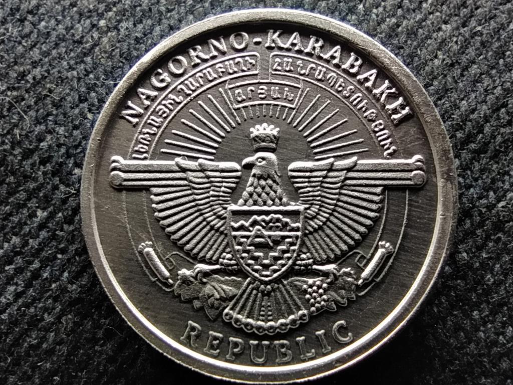Hegyi-Karabah K&ouml;zt&aacute;rsas&aacute;g l&oacute; 50 luma