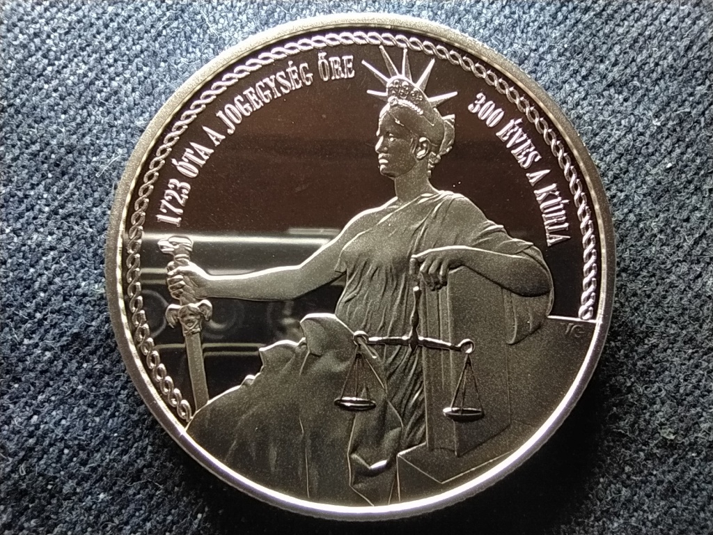 Magyarorsz&aacute;g A K&uacute;ria alap&iacute;t&aacute;s&aacute;nak 300. &eacute;vfordul&oacute;ja .925 Ez&uuml;st 15000 Forint 