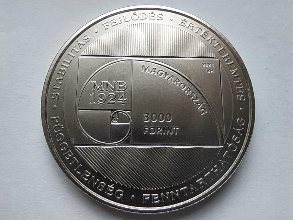 Magyarorsz&aacute;g 100 &eacute;ves a Magyar Nemzeti Bank 3000 Forint 