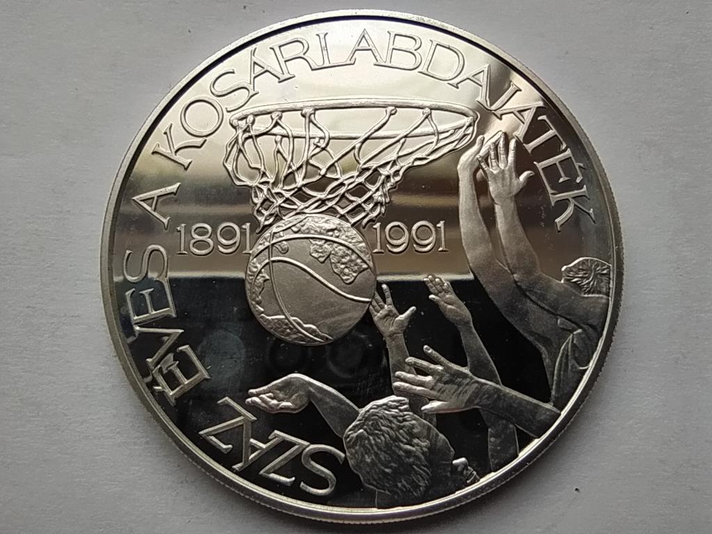 Magyarorsz&aacute;g Sz&aacute;z&eacute;ves a kos&aacute;rlabdaj&aacute;t&eacute;k Ez&uuml;st 500 Forint Pr&oacute;baveret