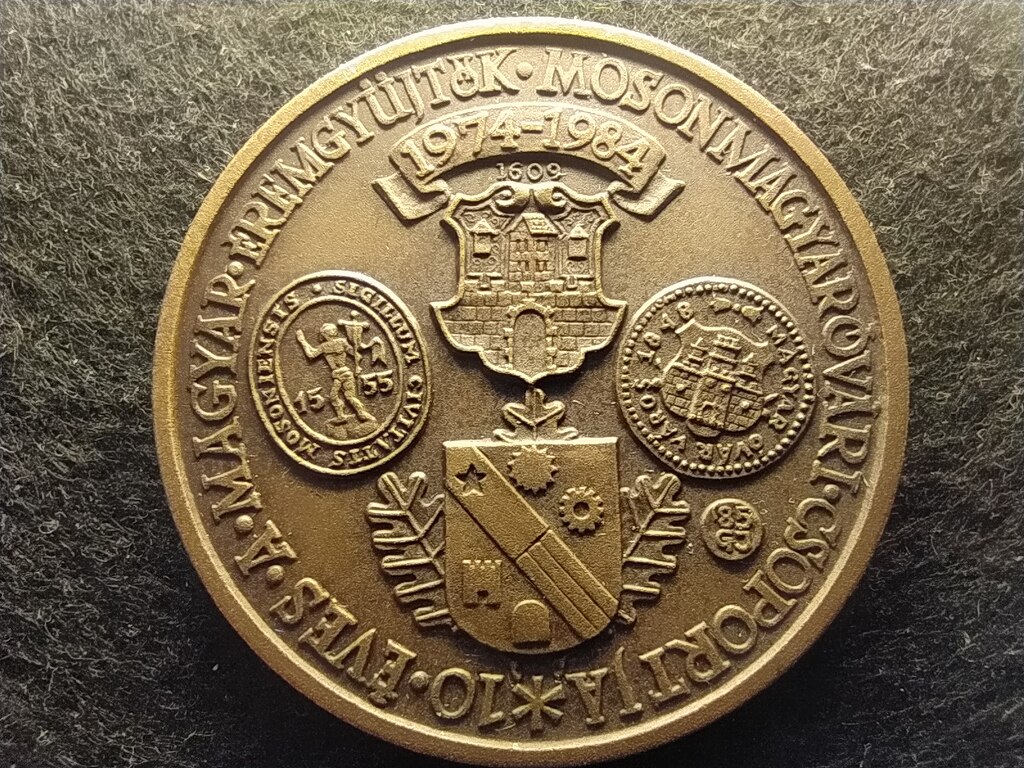 Magyarorsz&aacute;g M&Eacute;E Mosonmagyar&oacute;v&aacute;ri Csoport 10 &eacute;ves a Mosonmagyar&oacute;v&aacute;ri csoport 