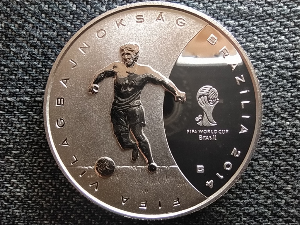 FIFA Vil&aacute;gbajnoks&aacute;g - Braz&iacute;lia 2014 .925 ez&uuml;st 3000 Forint
