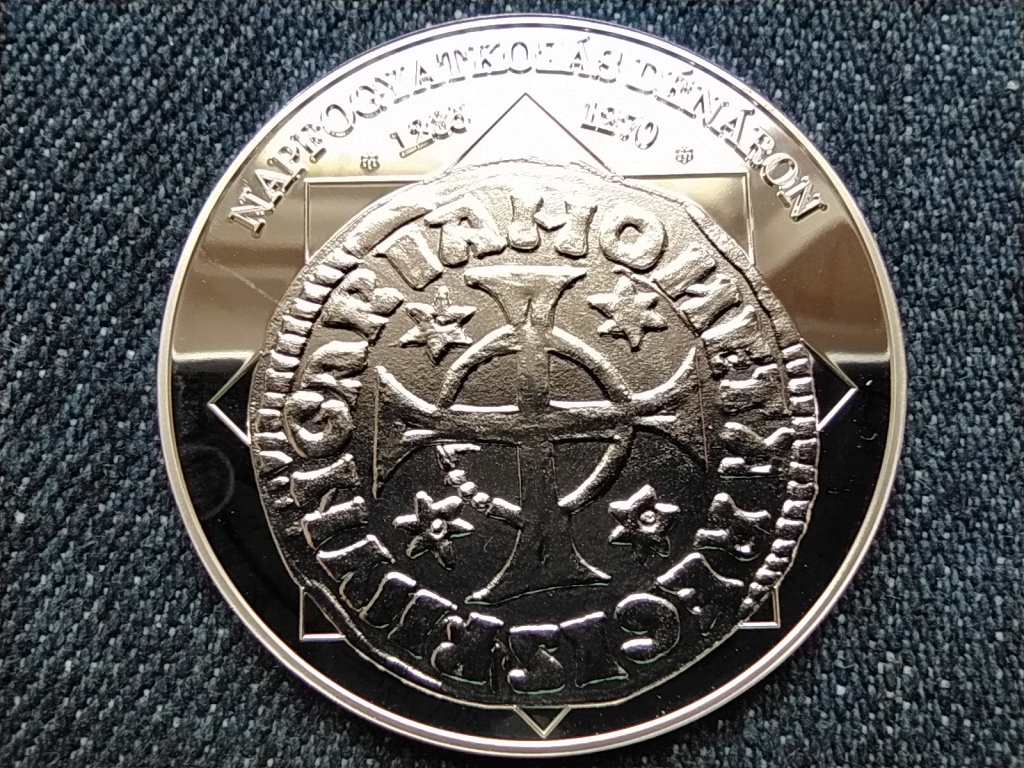 A magyar nemzet p&eacute;nz&eacute;rm&eacute;i Napfogyatkoz&aacute;s d&eacute;n&aacute;ron 1235-1270 .999 ez&uuml;st
