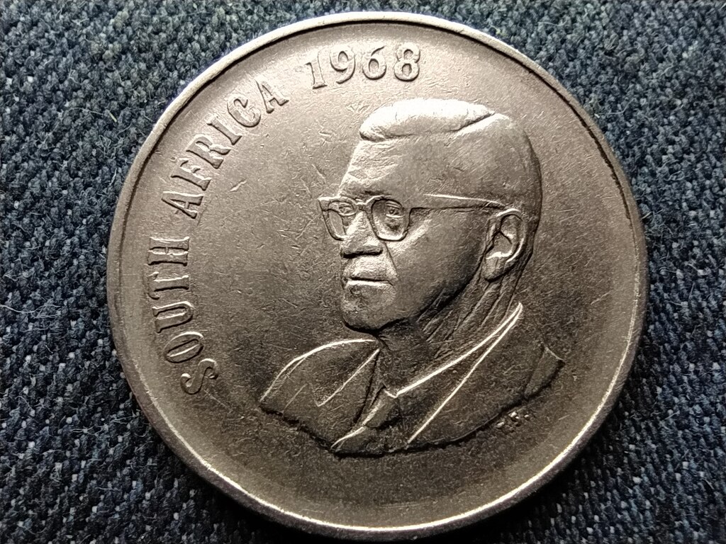 D&eacute;l-Afrikai K&ouml;zt&aacute;rsas&aacute;g 50 Cent 