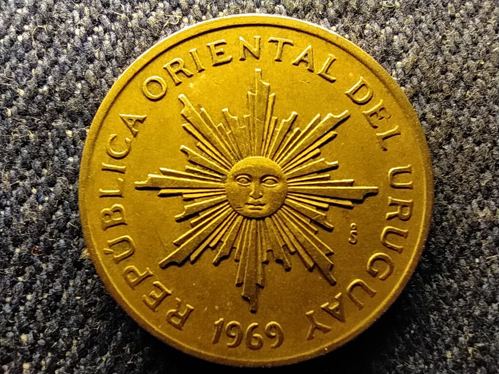 Uruguay 5 Pez&oacute; 