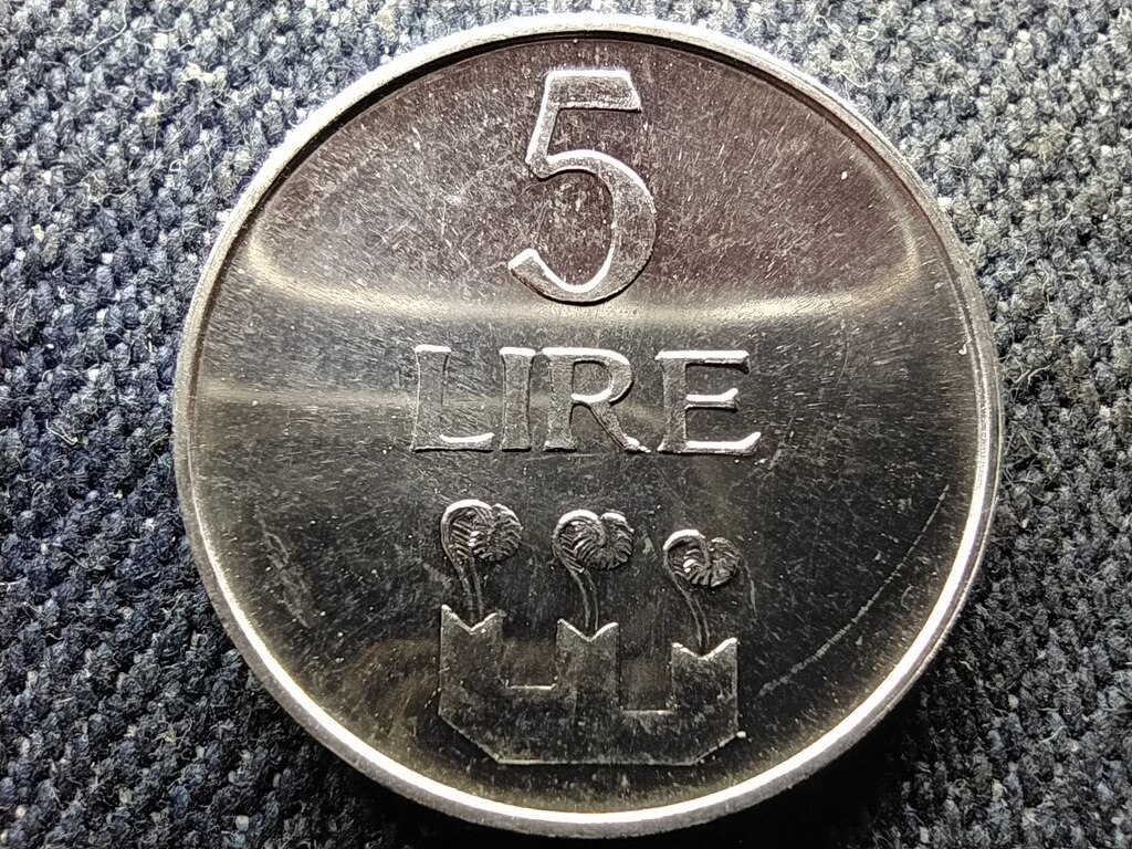 San Marino 5 L&iacute;ra 