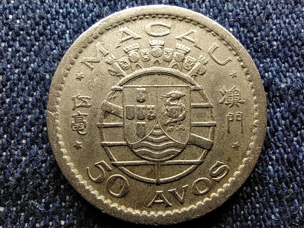 Maka&oacute; 50 Avos 