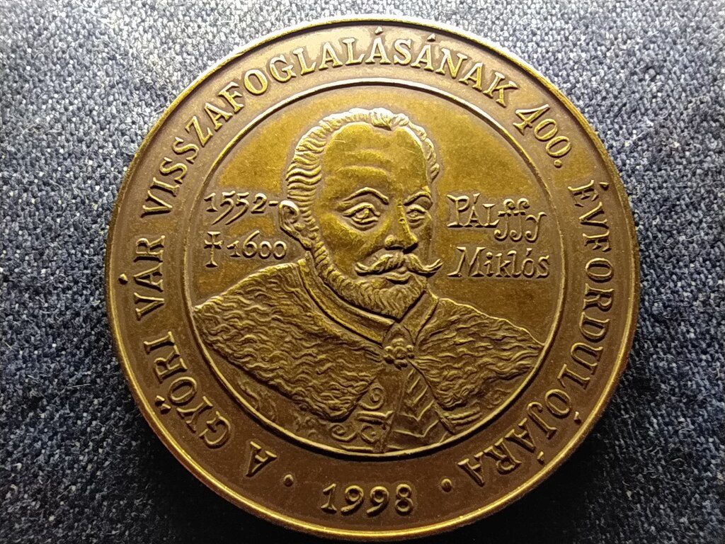 M&Eacute;E Győri Csoport 40 &eacute;ves a győri csoport &Eacute;rem