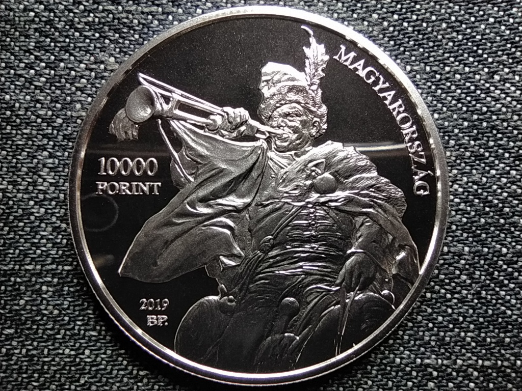 Bencz&uacute;r Gyula .925 ez&uuml;st 10000 Forint