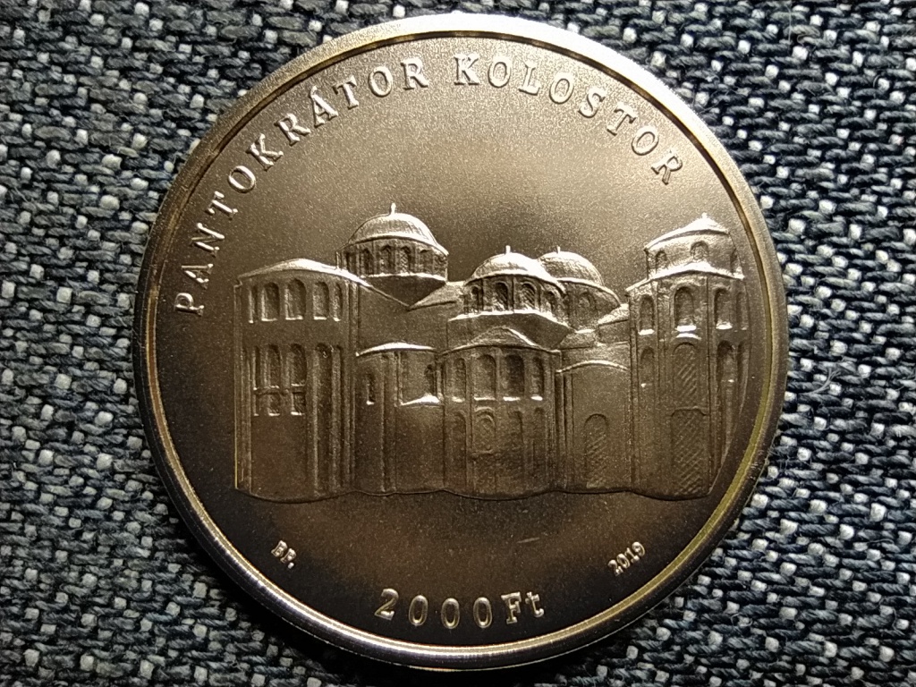 &Aacute;rp&aacute;d-h&aacute;zi Szent Piroska r&eacute;z-nikkel-cink 2000 Forint