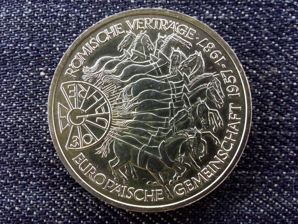 N&eacute;metorsz&aacute;g 30 &eacute;ves a R&oacute;mai szerződ&eacute;s .625 ez&uuml;st 10 M&aacute;rka
