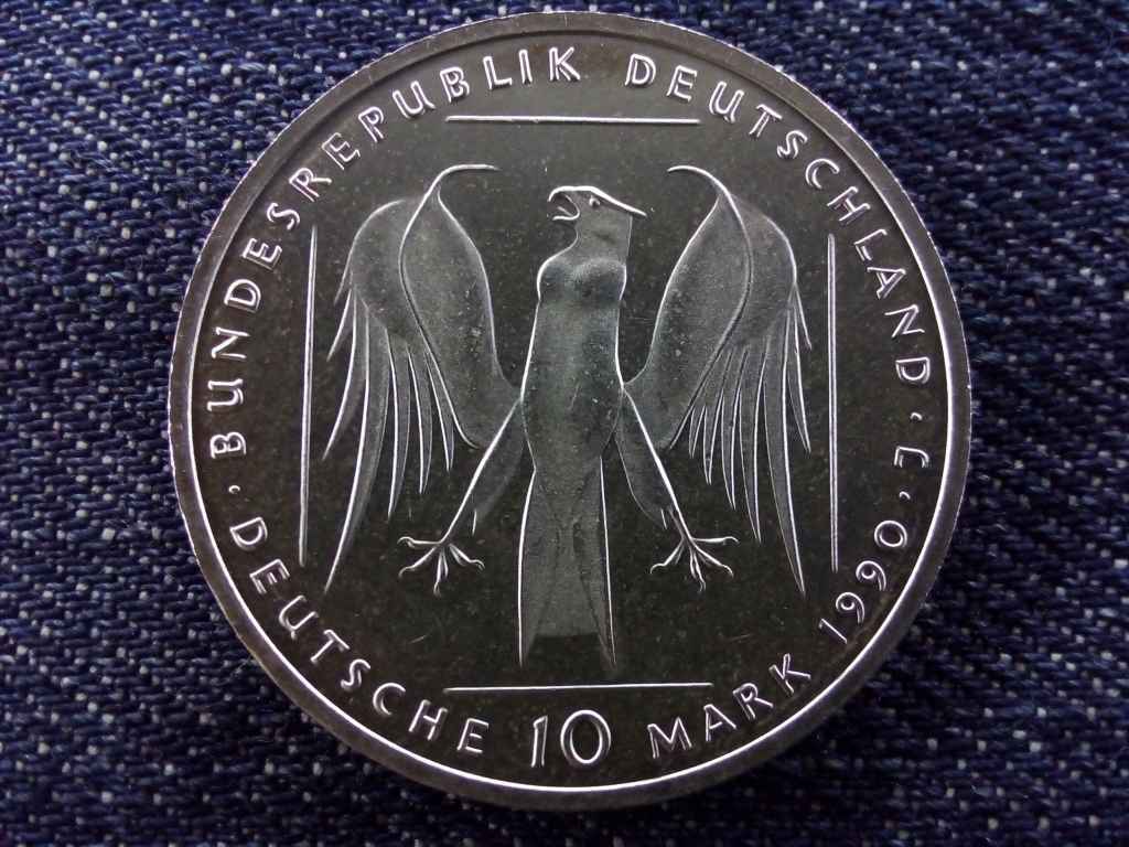 N&eacute;metorsz&aacute;g 800 &eacute;ves a N&eacute;met Lovagrend .625 ez&uuml;st 10 M&aacute;rka