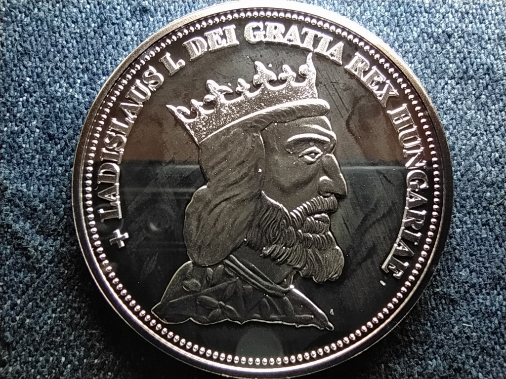 Kir&aacute;lyi Koron&aacute;k Ut&aacute;nveretben I. L&aacute;szl&oacute; 5 korona .999 ez&uuml;st