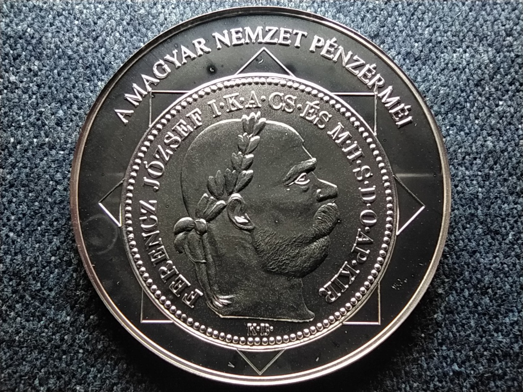 A magyar nemzet p&eacute;nz&eacute;rm&eacute;i Az első magyar korona 1848-1916 .999 ez&uuml;st