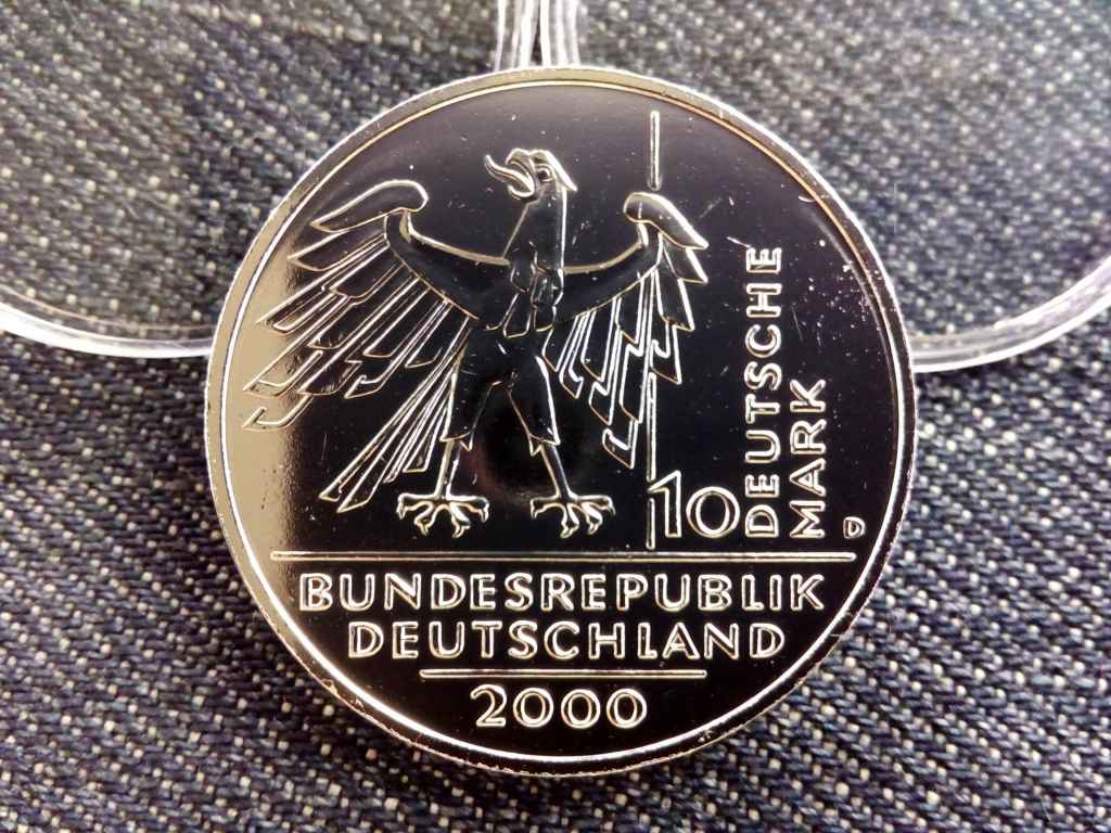 N&eacute;metorsz&aacute;g 10 &eacute;ves a n&eacute;met &uacute;jraegyes&iacute;t&eacute;s .925 ez&uuml;st 10 M&aacute;rka