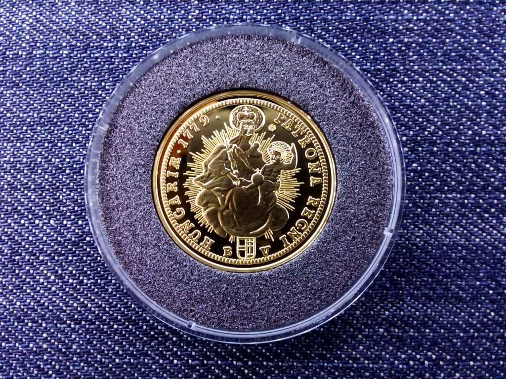 Magyar aranyp&eacute;nzek ut&aacute;nveretben M&aacute;ria Ter&eacute;zia duk&aacute;t .999 ez&uuml;st