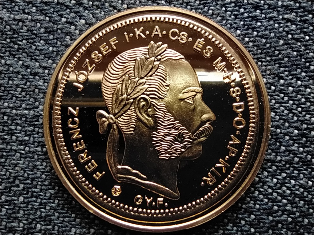 Magyar aranyp&eacute;nzek ut&aacute;nveretben Ferenc J&oacute;zsef arany 8 forint .999 ez&uuml;st