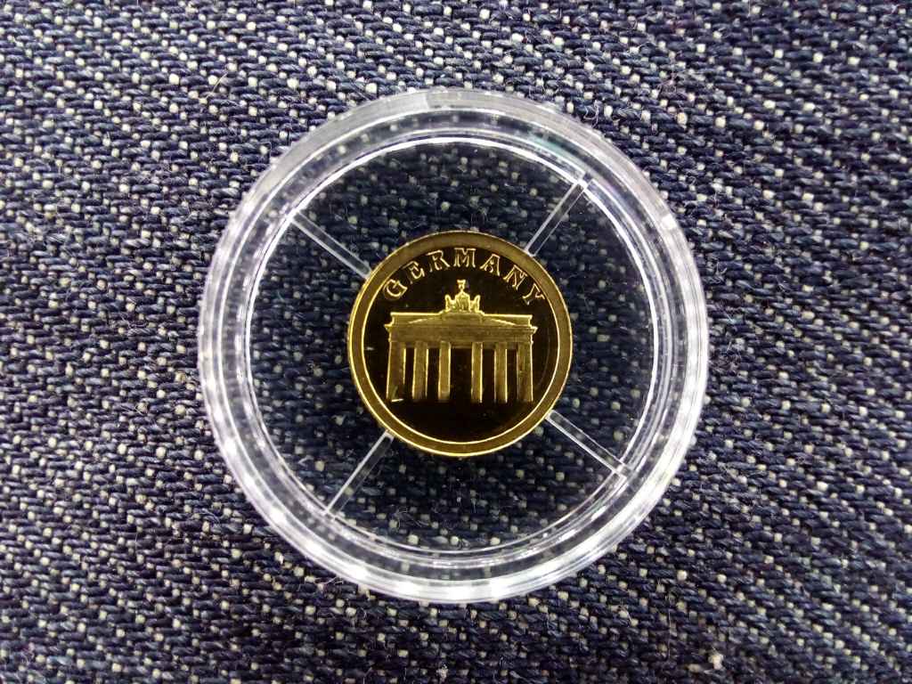 Lib&eacute;ria N&eacute;metorsz&aacute;g .999 arany 12 Doll&aacute;r 0,5g