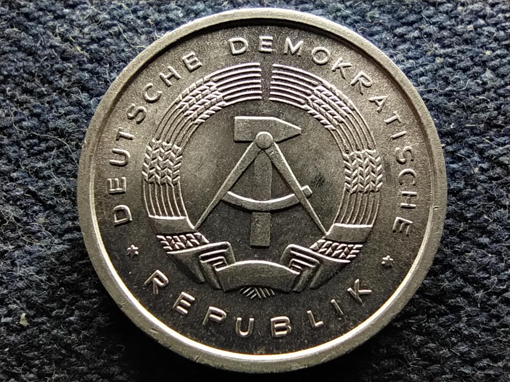 N&eacute;metorsz&aacute;g NDK (1949-1990) 5 Pfennig