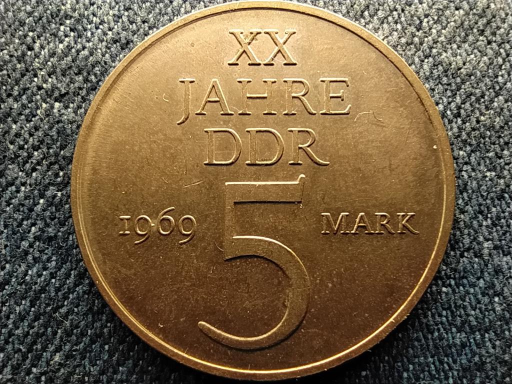 N&eacute;metorsz&aacute;g 20 &eacute;ves az NDK 5 M&aacute;rka