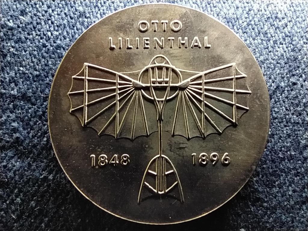 N&eacute;metorsz&aacute;g 125 &eacute;ve halt meg Otto Lilienthal 5 M&aacute;rka