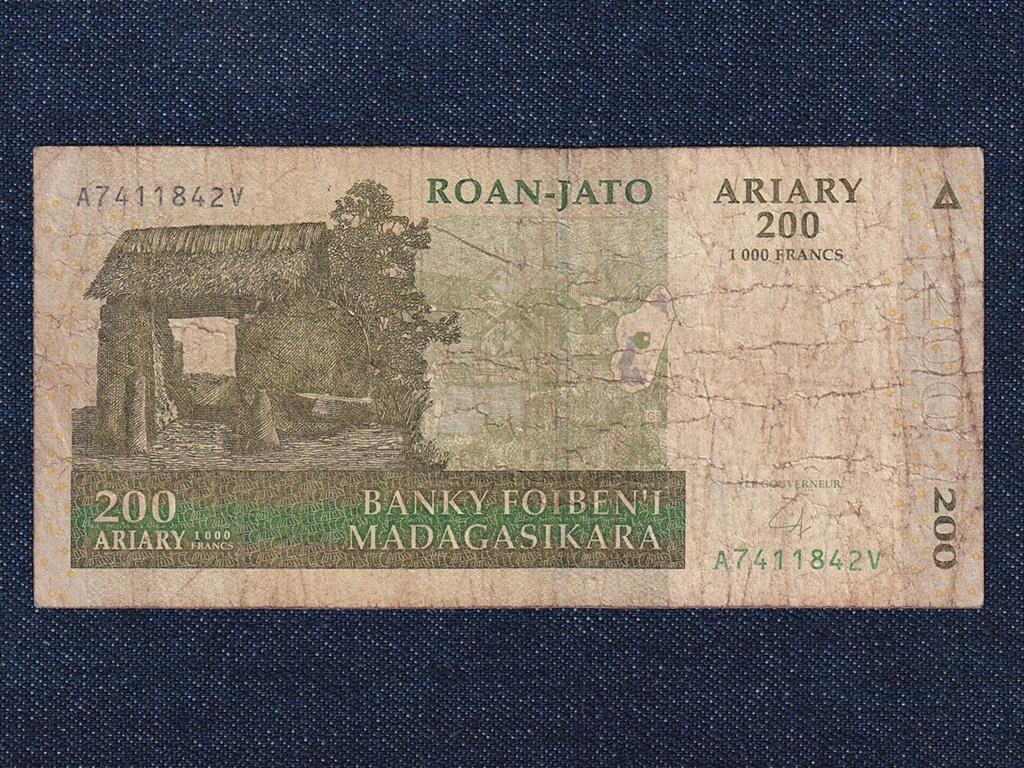 Madagaszk&aacute;r 200 Ariary bankjegy